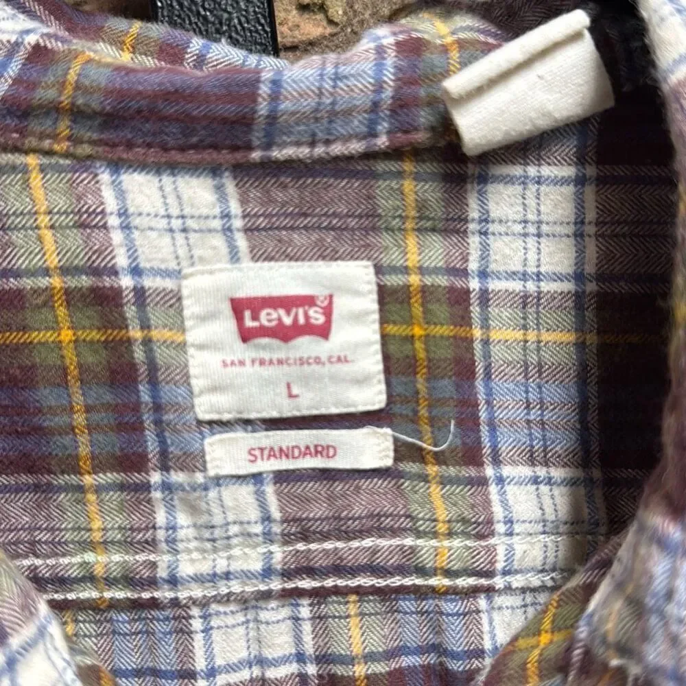 Levi’s Men’s Plaid Flannel Button Down Long Sleeve Shirt Size Large